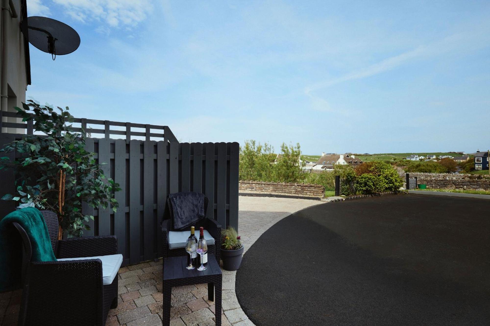 Studio D Doolin Exterior foto